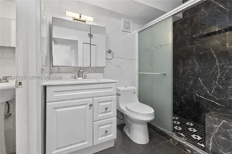 6070 W 18th Avenue Hialeah FL 33012