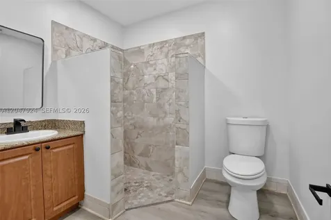 2201 NW 81st Avenue Sunrise FL 33322