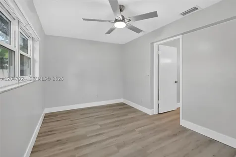2201 NW 81st Avenue Sunrise FL 33322