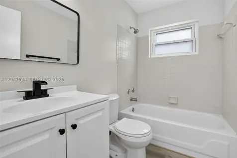 2201 NW 81st Avenue Sunrise FL 33322