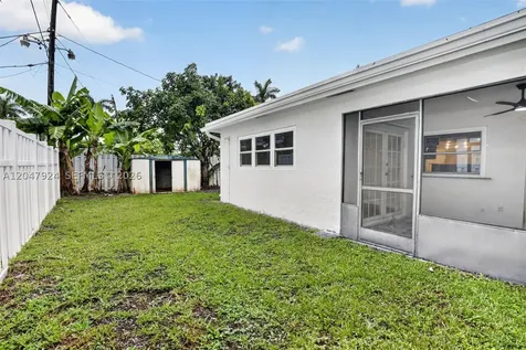2201 NW 81st Avenue Sunrise FL 33322
