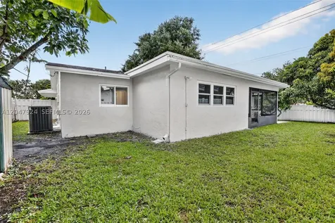 2201 NW 81st Avenue Sunrise FL 33322