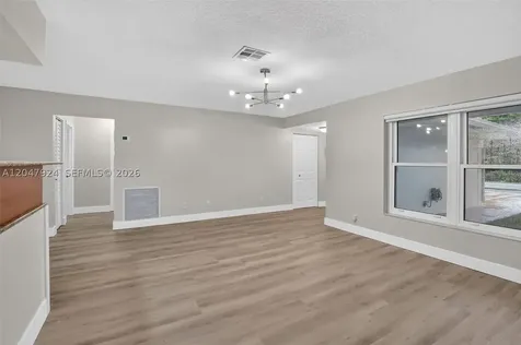 2201 NW 81st Avenue Sunrise FL 33322