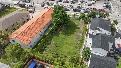 1877 SW 7th Street Miami FL 33135