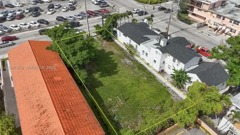 1877 SW 7th Street Miami FL 33135