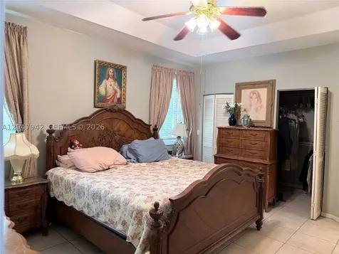 10824 NW 51st Lane Doral FL 33178