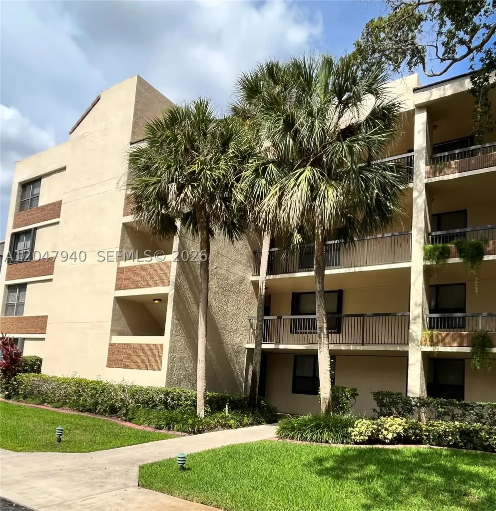 100 NW 76th Avenue Plantation FL 33324