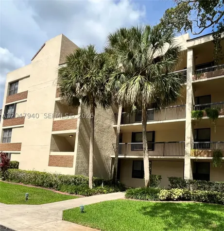 100 NW 76th Avenue Plantation FL 33324