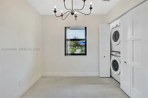 5980 SW 40th Avenue Dania Beach FL 33312