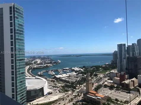 851 NE 1st Avenue Miami FL 33132