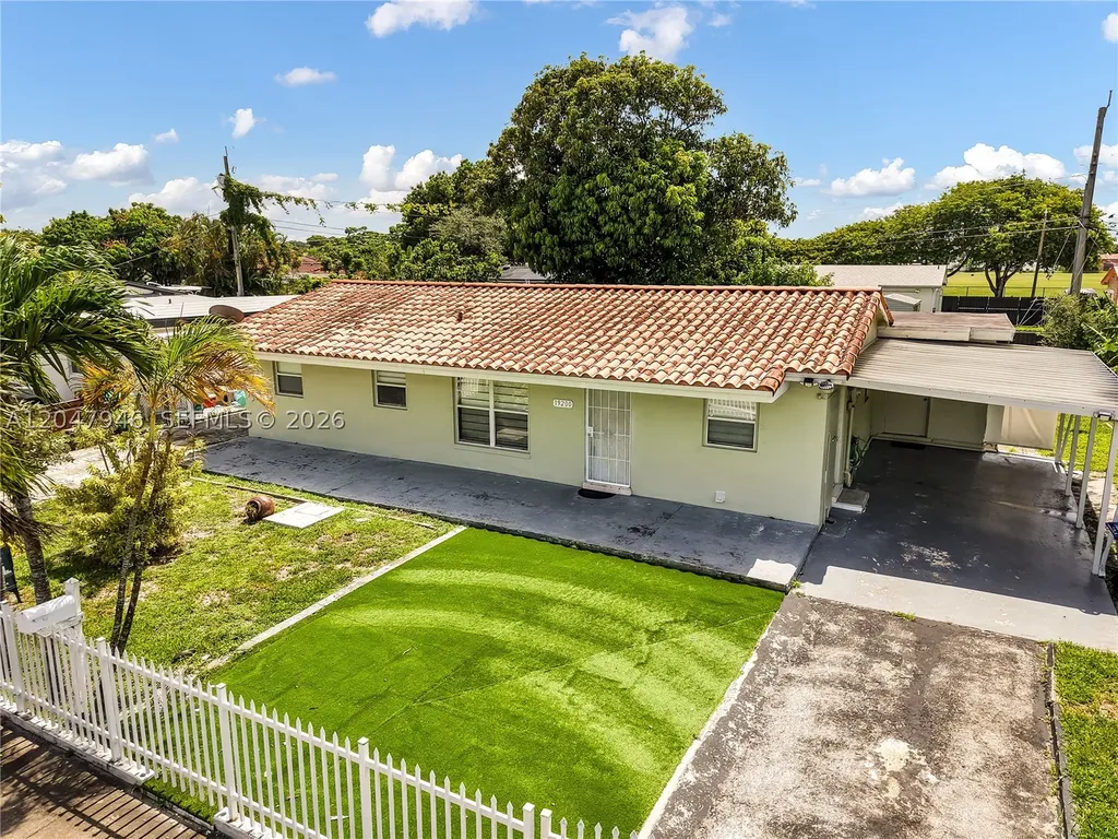 19200 NW 44th Avenue Miami Gardens FL 33055