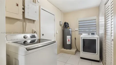 19200 NW 44th Avenue Miami Gardens FL 33055
