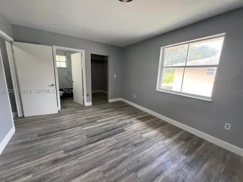 451 NE 136th Street North Miami FL 33161