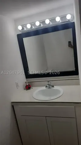 15115 NE 6th Avenue Miami FL 33162