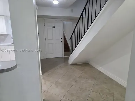40 NW 87th Avenue Miami FL 33172