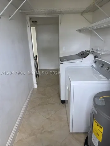 40 NW 87th Avenue Miami FL 33172