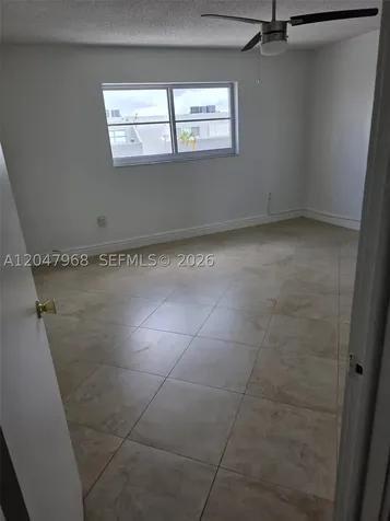 40 NW 87th Avenue Miami FL 33172