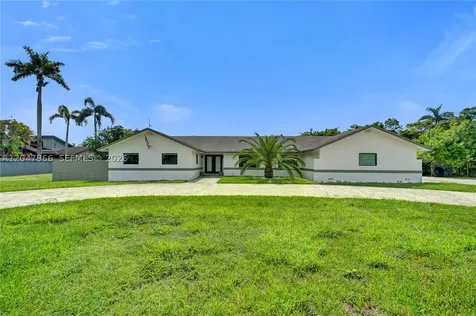 22421 SW 184th Avenue Miami FL 33170