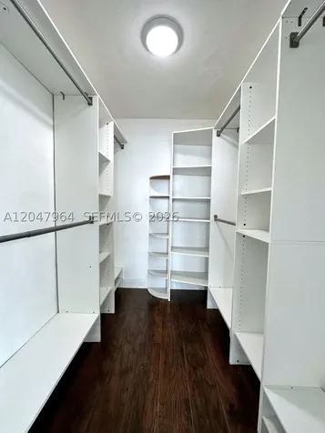 1300 NE 191st Street Miami FL 33179