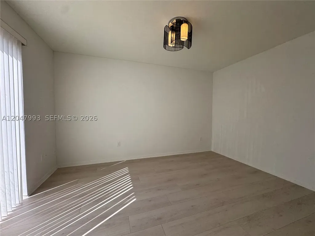 1595 Seagrape Way Hollywood FL 33019