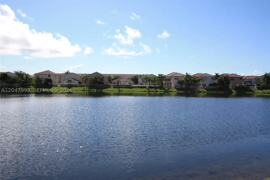 1595 Seagrape Way Hollywood FL 33019