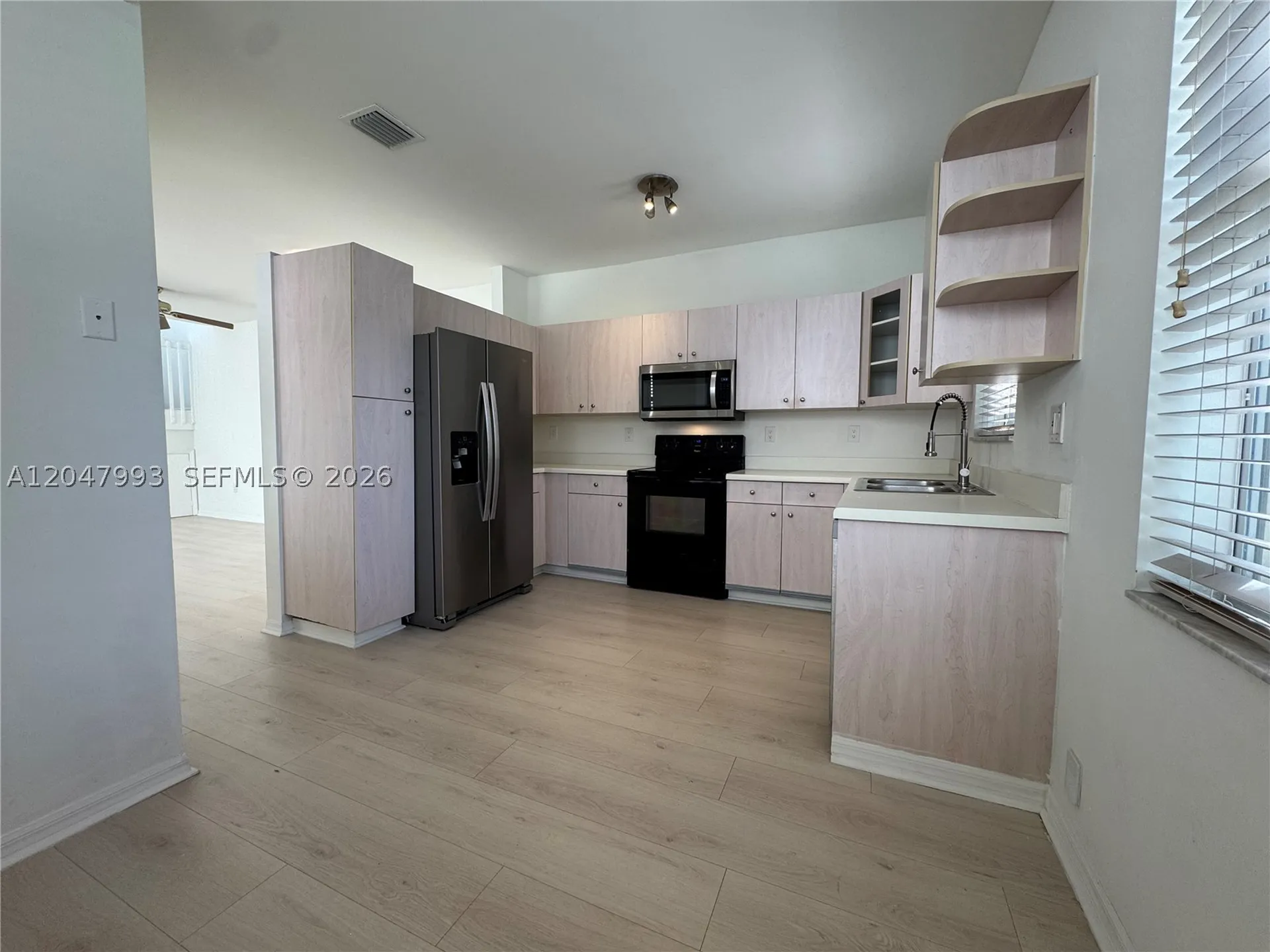 1595 Seagrape Way Hollywood FL 33019