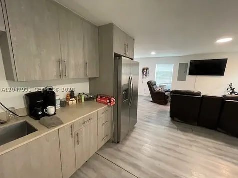719 9th Street West Palm Beach FL 33401