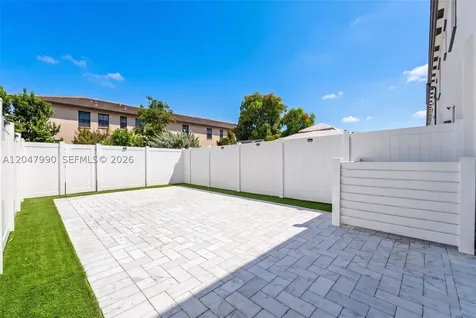 10908 W 32nd Lane Hialeah FL 33018