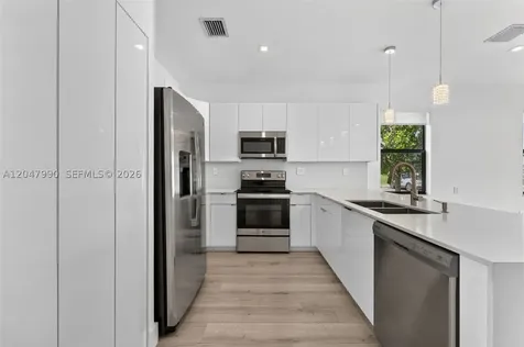 10908 W 32nd Lane Hialeah FL 33018
