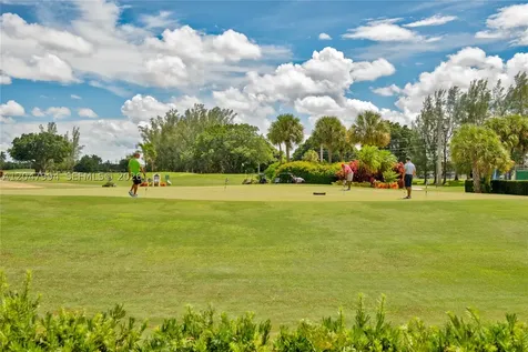 Pembroke Pines FL 33025