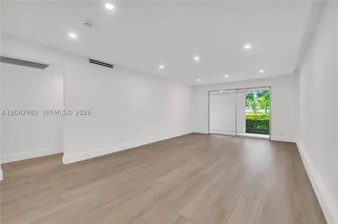 2101 Lucaya Bend Coconut Creek FL 33066