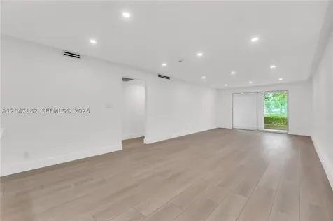 2101 Lucaya Bend Coconut Creek FL 33066