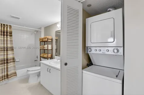 1651 SW 127th Avenue Pembroke Pines FL 33027