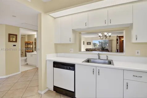 1651 SW 127th Avenue Pembroke Pines FL 33027