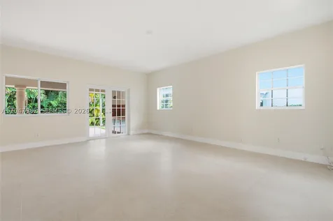 8320 NW 167th Terrace Miami Lakes FL 33016