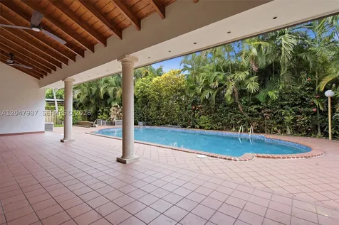 8320 NW 167th Terrace Miami Lakes FL 33016