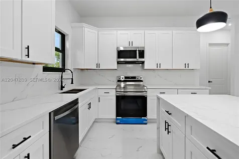 12086 Chamberlain Boulevard Port Charlotte FL 33953