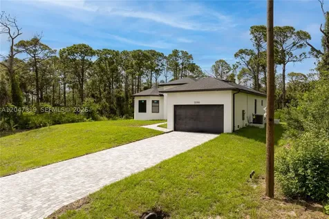 12086 Chamberlain Boulevard Port Charlotte FL 33953