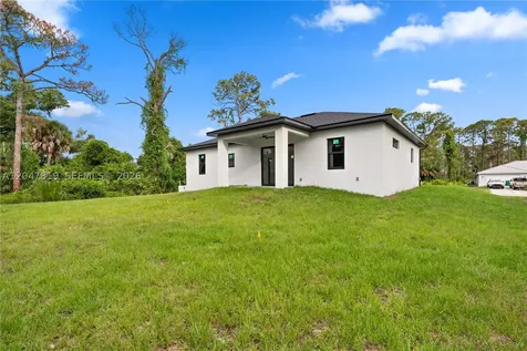 12086 Chamberlain Boulevard Port Charlotte FL 33953
