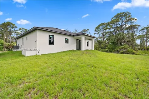 12086 Chamberlain Boulevard Port Charlotte FL 33953