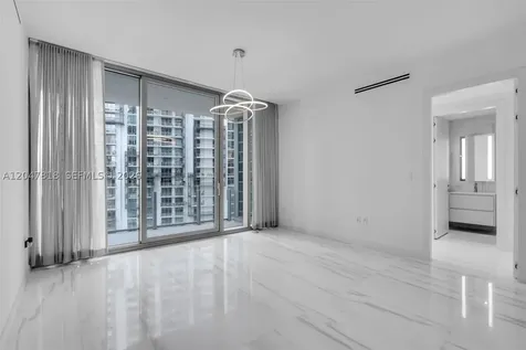 300 Biscayne Boulevard Way Miami FL 33131