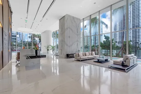 300 Biscayne Boulevard Way Miami FL 33131
