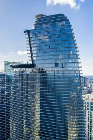 300 Biscayne Boulevard Way Miami FL 33131