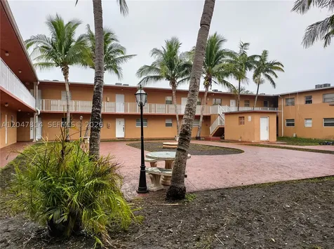 1265 W 24th Street Hialeah FL 33010