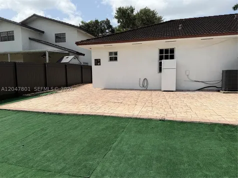 7565 N Augusta Drive Hialeah FL 33015