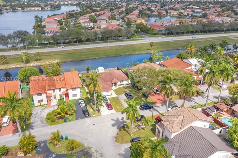 7565 N Augusta Drive Hialeah FL 33015