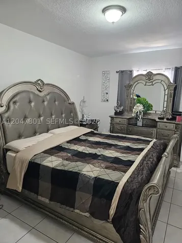 7565 N Augusta Drive Hialeah FL 33015