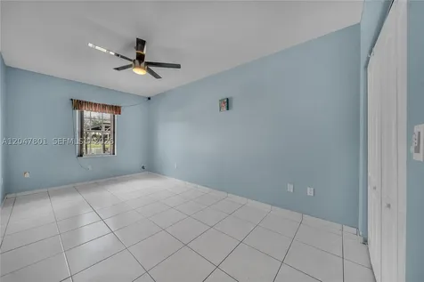 7565 N Augusta Drive Hialeah FL 33015