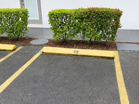 4700 NW 35th Street Lauderdale Lakes FL 33319
