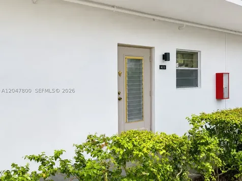 4700 NW 35th Street Lauderdale Lakes FL 33319